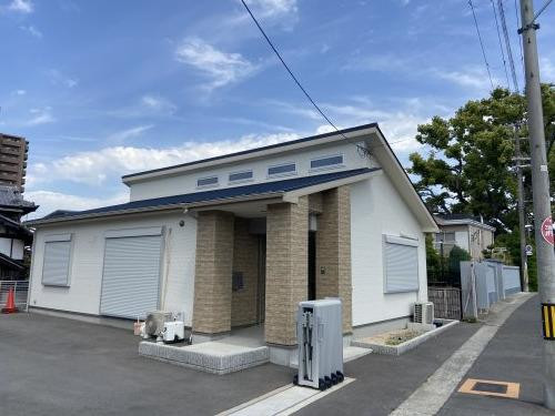 株式会社LINES不動産