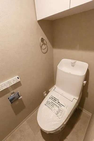 トイレ+温水洗浄便座付